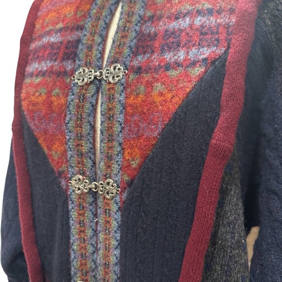 Vintage Handmade Wool Overcoat with Appliqué – Boho Southwestern Style - Picture 5 of 6